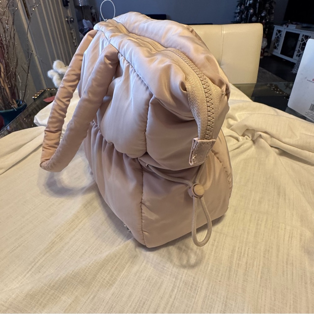 NWT BearPaw Elegant Blush Puffer Tote Bag - Picture 5 of 5